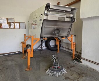 Víceúčelový zametací stroj, multicar, AUSA B200H,sklápěč,4x4 - 11