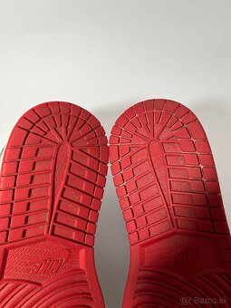 Nike Air Jordan 1 Mid - 11