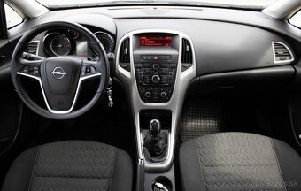 Opel Astra 1.4 Turbo 120k Active/drive - 11
