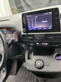 Opel Combo Life 1,2 benzín AUTOMAT (odpočet DPH) - 11