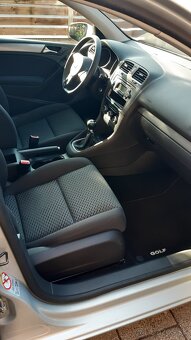 VW Golf VI. benzín 1,4  59 kW - 11
