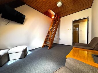 Zabehnutý zariadený penzión Zátoka – Liptovský Trnovec - 11