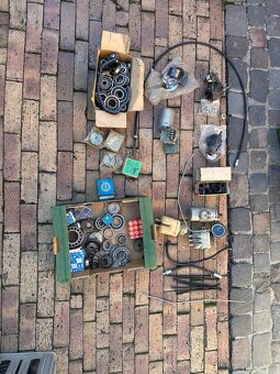 Náhradné diely Škoda, Lada, Wartburg, Barkas, Taz - 11