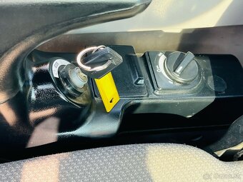 Pásové rypadlo Volvo ECR88D - 11