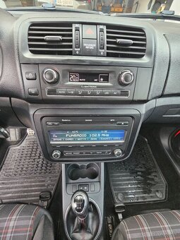 Škoda Fabia II 1.6 TDi Monte Carlo Top stav - 11