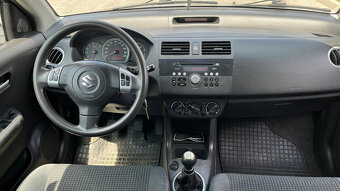 Suzuki Swift 1.3 GS ABS, A/C - 11