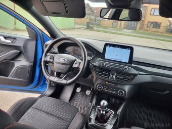 Ford Focus ST.line - 11