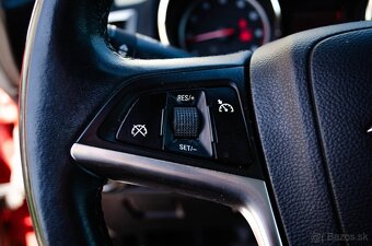 Opel Astra 1.4 ecoFLEX Cosmo - 11