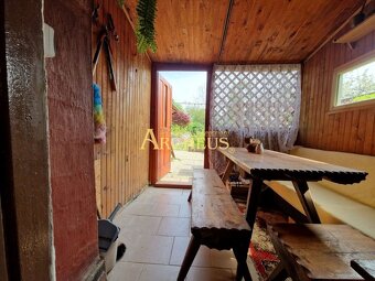 POZEMOK - ČERMEĽ,  1058 m2, STARŠIA CHATA - 11