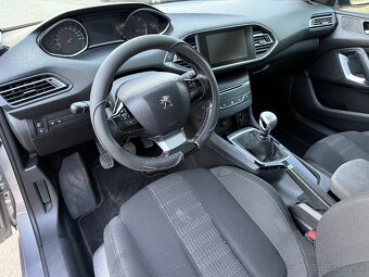 Peugeot 308 - 11