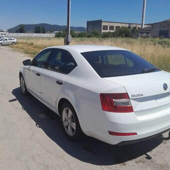Škoda Octavia sedan 1, 6TDI - 11