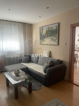 NA PREDAJ: pekný a praktický 1izbový byt o výmere 37m2 - Gal - 11