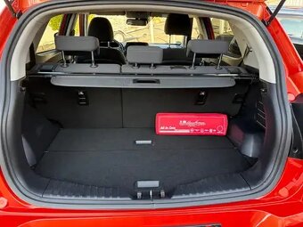 Kúpim SsangYong Tivoli oranžové alebo biele - 11