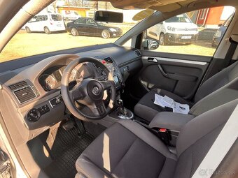 Volkswagen Touran, 1.6TDi 77kWWEBASTOVÝHŘEV SED - 11