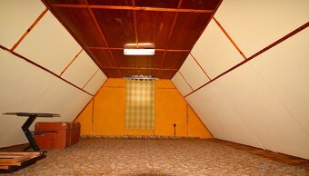 Exkluzívna rekreačná chata pri jazerách v Čani - 11