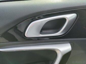 Predám Kia ceed SW 1.5tgdi - 11