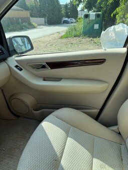 Mercedes-benz a150 - 11