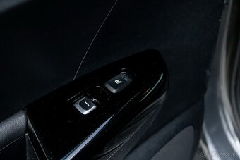 Kia Sportage 1.6 T-GDi / ZÁRUKA 10/2026 / - 11