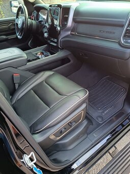 DODGE RAM 1500 LIMITED - 11