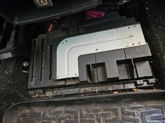 PREDAM AUDIO CANTON SKODA OCTAVIA 3 - 11