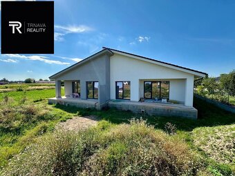 MOŽNOSŤ VIDIEŤ  - Novostavba 4-izbového RD obec Červeník, ok - 11