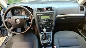 ŠKODA OCTAVIA COMBI 1.9 TDI 4X4 ELEGANCE TAZNE - 11