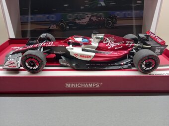 F1 ALFA ROMEO SAUBER C42 BOTTAS BAHRAIN 2022 MINICHAMPS 1:18 - 11