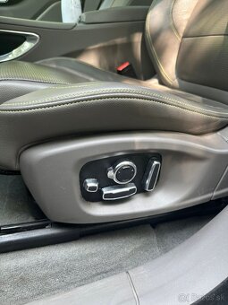 JAGUAR F-PACE 2.0D I4 240k  8 stupňový AUTOMAT - 11