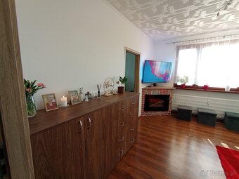 Predám prerobený 3i. Byt s krásnym výhľadom. - 11