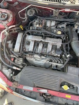 mazda 323f GT - 11