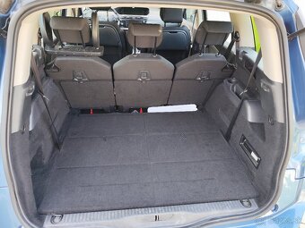 Citroen C4 Grand Picasso - 11