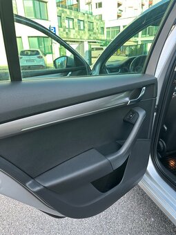 Škoda Octavia 3 Combi 1.6 TDi 85kw DSG Sportline,Matrix,R18 - 11