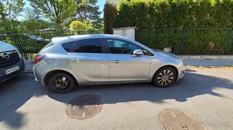 OPEL ASTRA 1.4 TURBO 1600 € - 11
