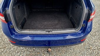 Škoda Superb Combi 2.0 TDI-110kw DSG - 11