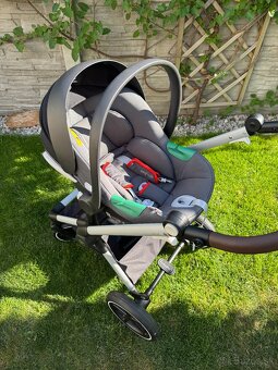 Cybex eos Lux 3v1 - 11