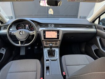 VOLKSWAGEN PASSAT VARIANT, 2,0TDI, MANUÁL, 11/2018 - 11