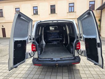Volkswagen T6 Transporter Long 2.0 TDI DSG - 11