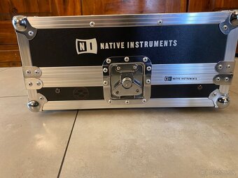 Native Instruments Traktor Kontrol S4 MK3 FC Dj Kufor - 11