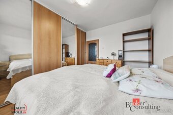 Svetlý 4-izbový byt s lodžiou a krásnym výhľadom – ideálne b - 11