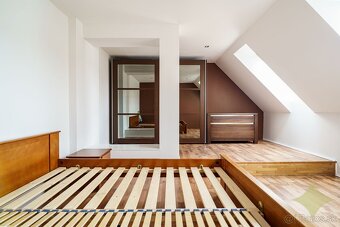 Exkluzívne na predaj krásny mezonetový 5 izbový byt o výmere - 11