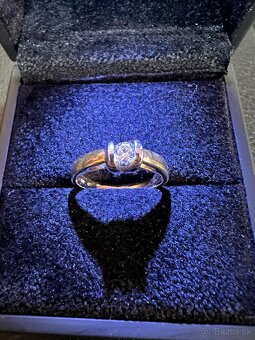 Zlatý dámsky prsteň - 11