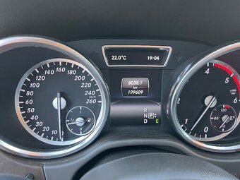 Mercedes-Benz ML 250d, 4x4 - 11