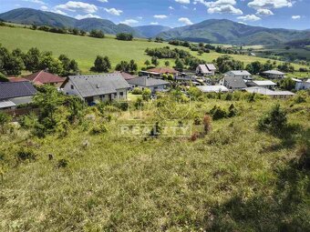 Na predaj STAVEBNÝ pozemok- Pružina - 11