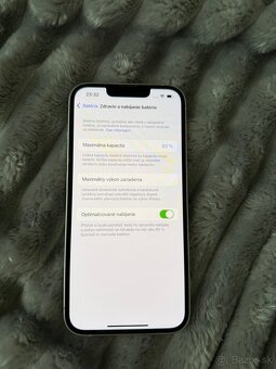 Apple iPhone 13 128GB Silver - 11