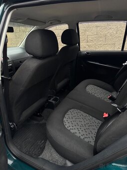 Škoda Fabia 1.2 HTP 2006 40kW benzín - 11