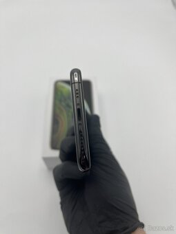  Apple iPhone Xs 64GB Space Gray -  97% zdravie batérie  - 11
