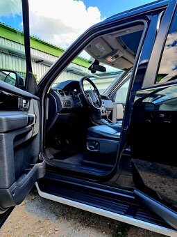 Land Rover Discovery 4 SDV6 HSE - 11