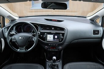 Kia Cee´d 1.4 CVVT Gold - 11