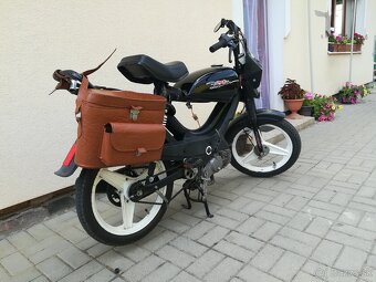 Manet korado "cafe racer - 11