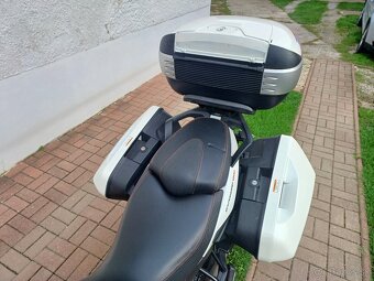 Aprilia Caponord 1200 - 11